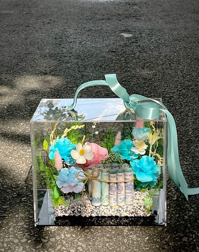 hộp hoa bằng tiền 