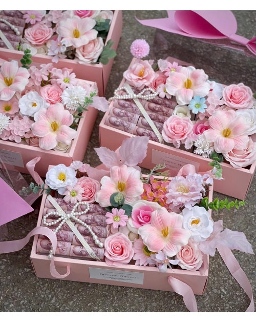 hộp hoa bằng tiền